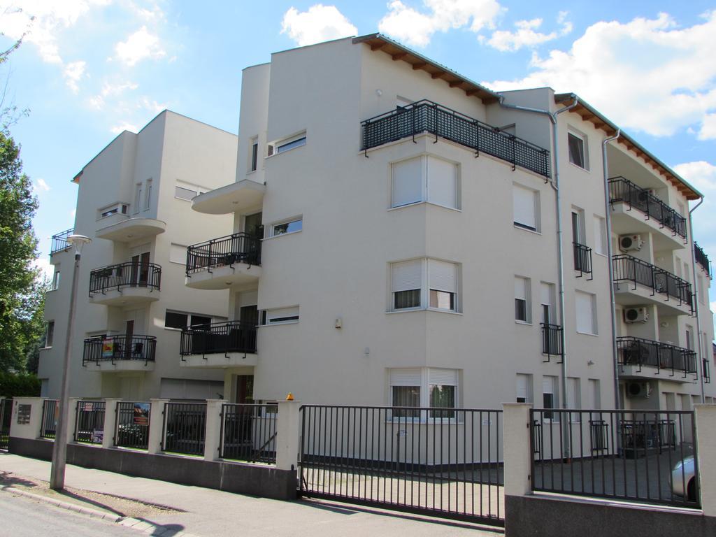Myflat Siofok Beach Apartment Eksteriør bilde